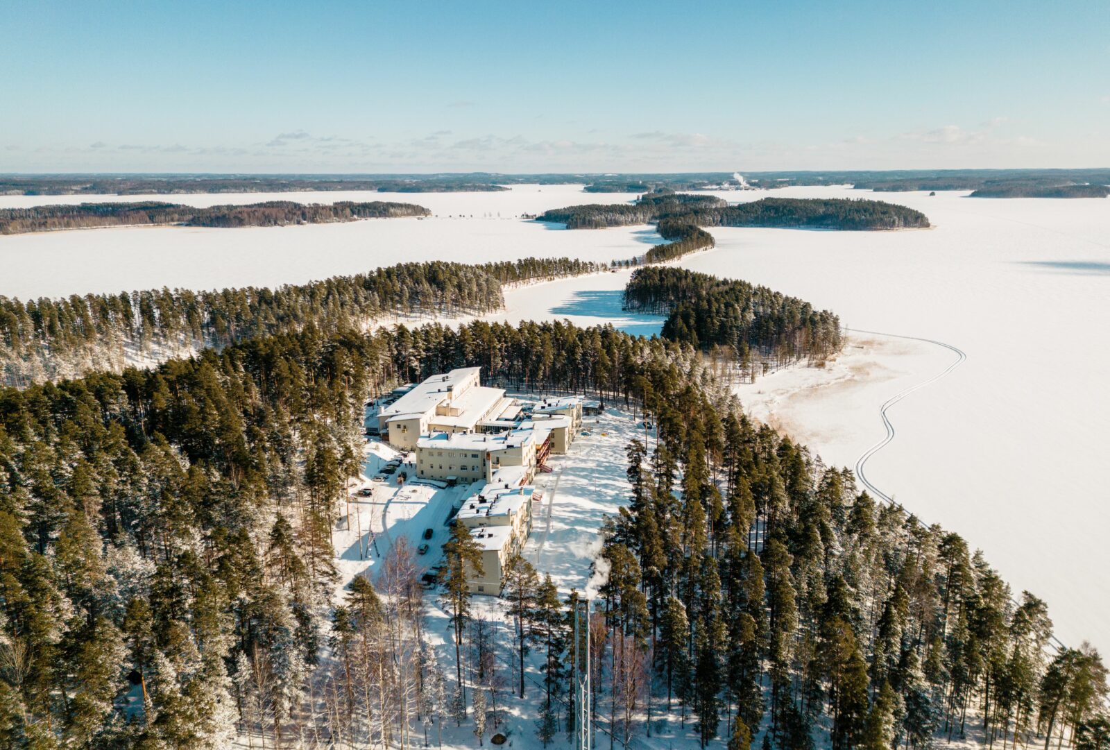 Talvilomaviikot Kruunupuistossa – tarjouksia ja herkullisia elämyksiä!